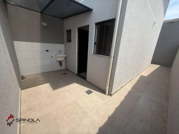 Imagem Sobrado com 2 dormitórios à venda, 57 m² por R$ 360.000,00 - Mirim - Praia Grande/SP