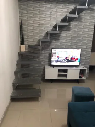 Imagem Casa para Venda em Santo André, Cata Preta, 3 dormitórios, 2 suítes, 2 banheiros, 2 vagas