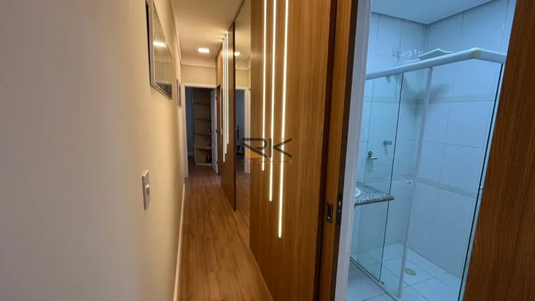 Imagem APARTAMENTO PRAIA GRANDE com 3 dormitórios sendo 2 suítes,2 vagas de garagem,varanda gourmet com churrasqueira,sala 2 ambientes