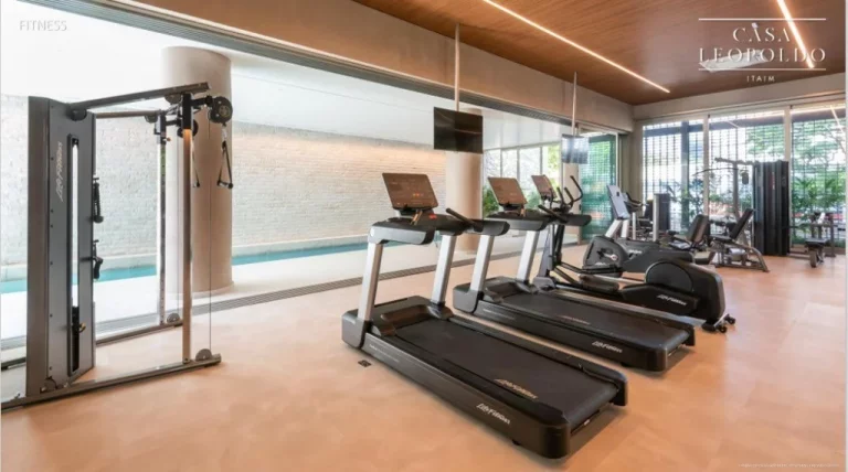 Imagem Apartamento de luxo no Itaim Bibi: 3 quartos, 3 suítes, 4 banheiros, 4 vagas de garagem, 335,10 m² - Condomínio Casa Leopoldo