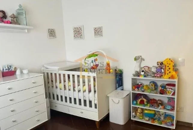 Imagem Apartamento com 143 m² de área útil, amplo e bem distribuído, composto por 4 dormitórios grande...