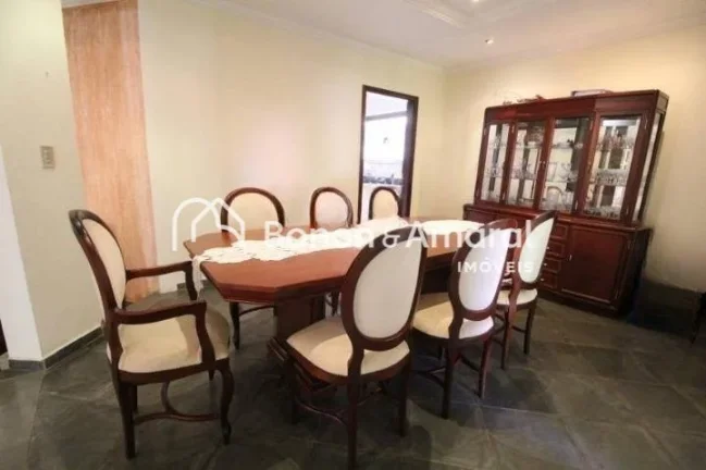 Imagem Se você busca espaço, conforto e contato com a natureza, essa casa vai te conquistar.
Em um terren...