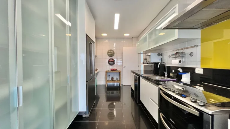 Imagem Apartamento à venda em Riviera de São Lourenço Módulo 02: 4 quartos, 4 suítes, 2 salas, 3 vagas, 252,10 m²