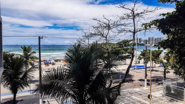 Imagem Apartamento à venda, 100 m² por R$ 700.000,00 - Pitangueiras - Guarujá/SP