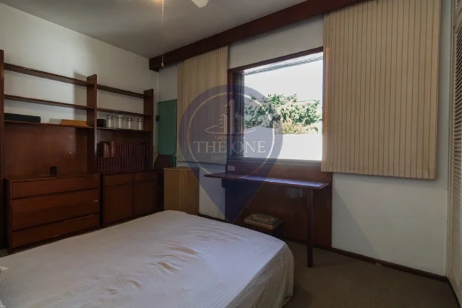 Imagem Casa à venda em São Paulo - Jardim Novo Mundo: 5 quartos, 1 suíte, 2 salas, 5 banheiros, 2 vagas, 300m².