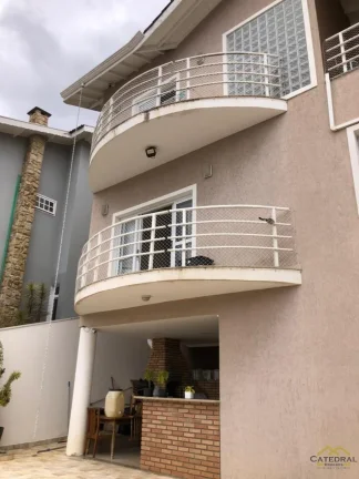Imagem Casa à venda em Condomínio no Bairro do Caxambu em Jundiaí