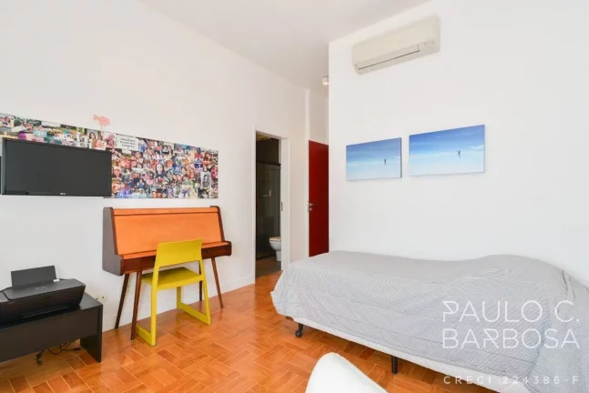 Imagem Higienópolis Venda - 3 Dormitórios (2 suítes) - 3 Vagas - 260m²