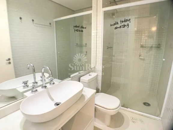 Imagem Apartamento mobiliado moderno em Alphaville para alugar | 50m² - 1 quarto - R$4.900 - Novare - Barueri/SP