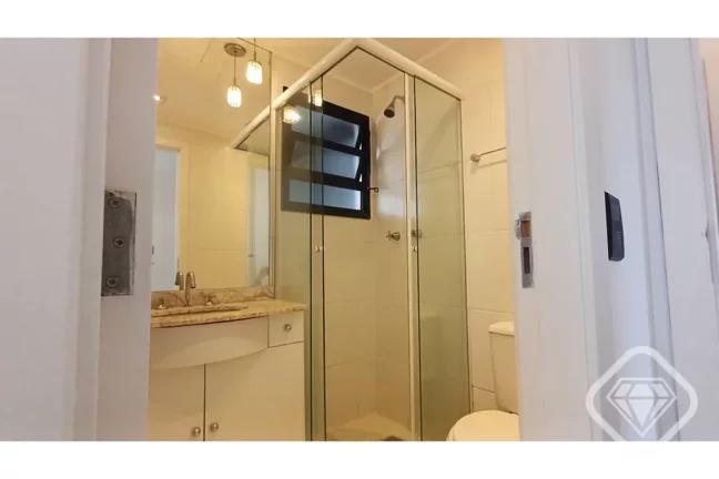 Imagem Apartamento desocupado e ensolarado com orientação leste e norte, oferecendo 64 metros quadrados d...
