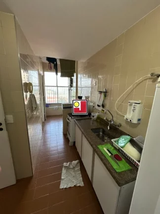 Imagem Vendo 1Q Praia da Barra, 2 vagas, frente mar e lagoa, sol nasc, depd, cozinha grande, ÔNIBUS, clube, tênis, squash, futebol, piscina, churrasqueira,