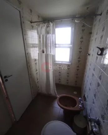Imagem Apartamento de 3 quartos à 300 metros da Praia - Algodoal - Cabo Frio - RJ