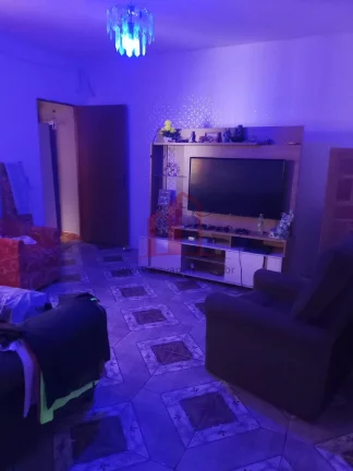 Imagem Imperdível oportunidade: Casa à venda em Franco da Rocha-SP, Vila Josefina, 2 quartos, 1 suíte, 1 sala, 2 banheiros, 1 vaga, 135,21 m².