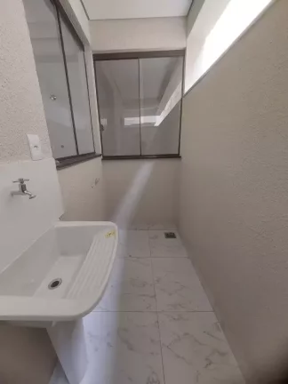 Imagem ELEVADOR+ VARANDA+VAGA COBERTA E DEMARCADA