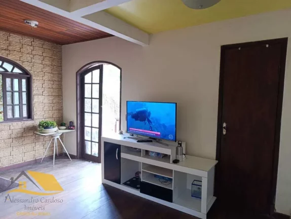 Imagem Vendo Casa em Varginha com Terreno 470 mts² e 125 mts² de Edificação