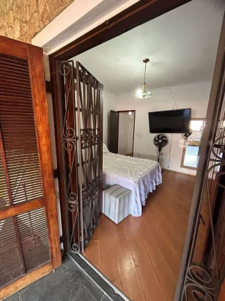 Imagem Sobrado com 3 dormitórios para alugar, 225 m² por R$ 3.320,00/mês - Parque Marajoara - Santo André/SP