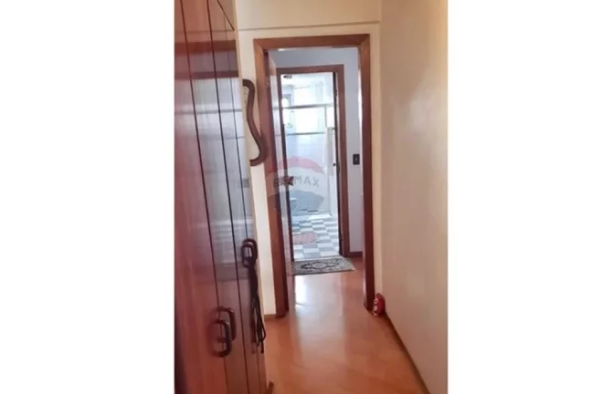 Imagem Excepcional apartamento de 3 dormitórios (1 suíte) na tranquila e arborizada Vila Indiana