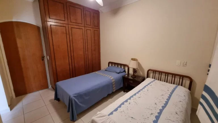 Imagem Apartamento com 3 dormitórios à venda, 196 m² - Astúrias - Guarujá/SP