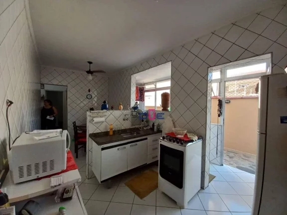 Imagem Apartamento no Gonzaga, com 103m2 de área útil, 3 quartos e doc OK