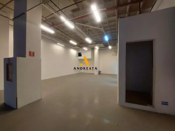 Imagem AV. DAS AMÉRICAS - SUNDECK - ALUGO MARAVILHOSA LOJA COM TOTAL DE 179M²