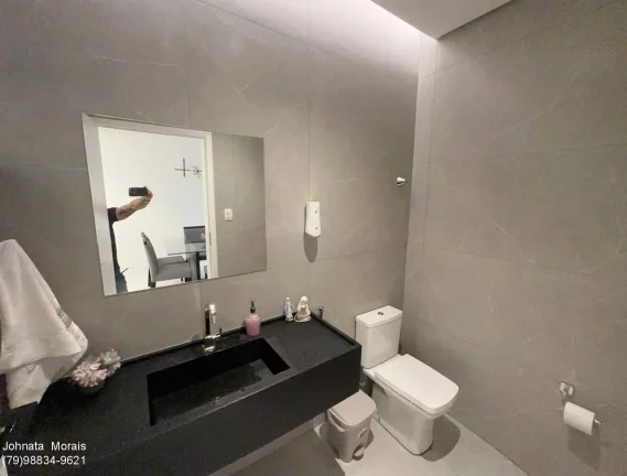 Imagem Casa Moderna à Venda no Bairro Aruana - Confira os Detalhes!
