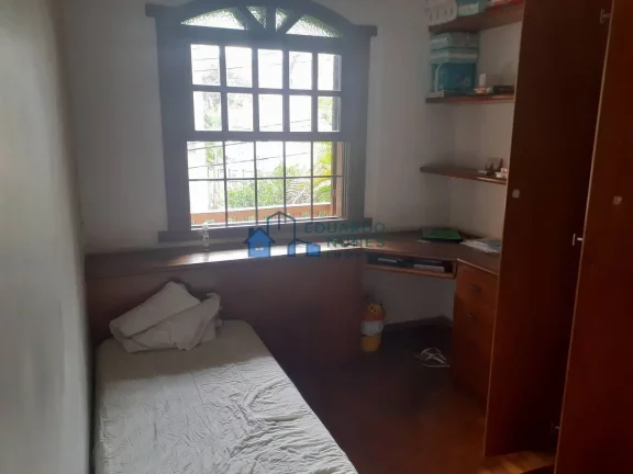Imagem Casa em ótima localização no Carmo!