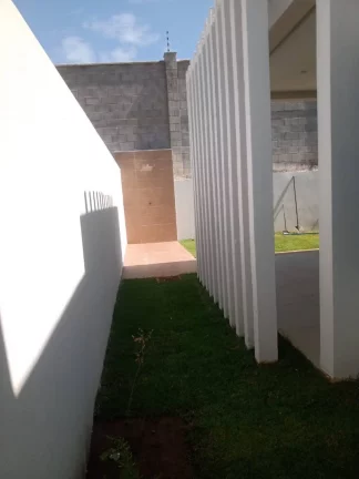 Imagem Casa Térrea à Venda no Condomínio Quintas da Barra (Pé de Areia) - Acesso Privativo ao Mar!