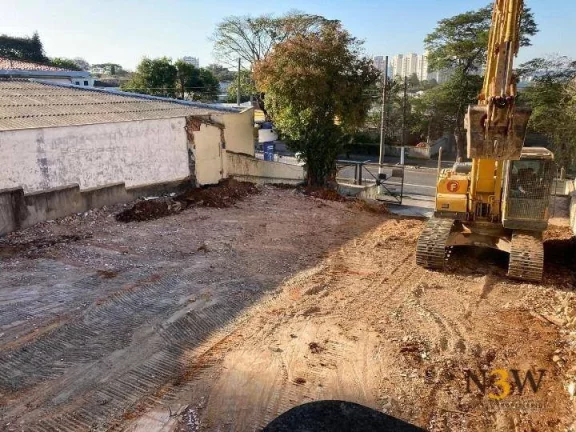 Imagem Terreno à venda ou para locação na Avenida Brigadeiro Gavião Peixoto, com 520m².