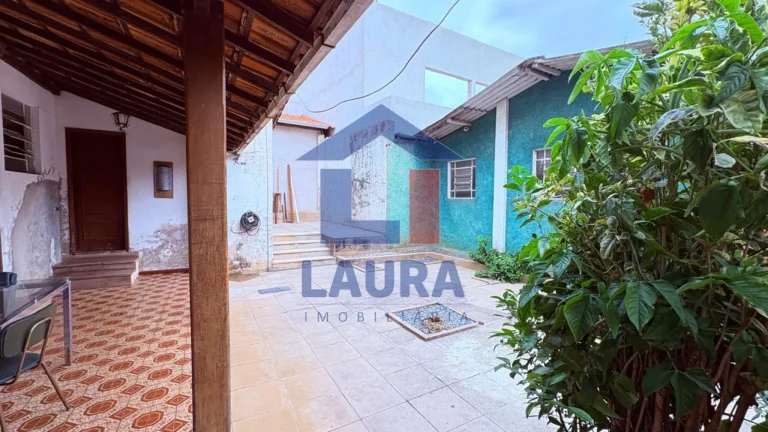 Imagem CASA RESIDENCIAL em PARÁ DE MINAS - MG, CENTRO