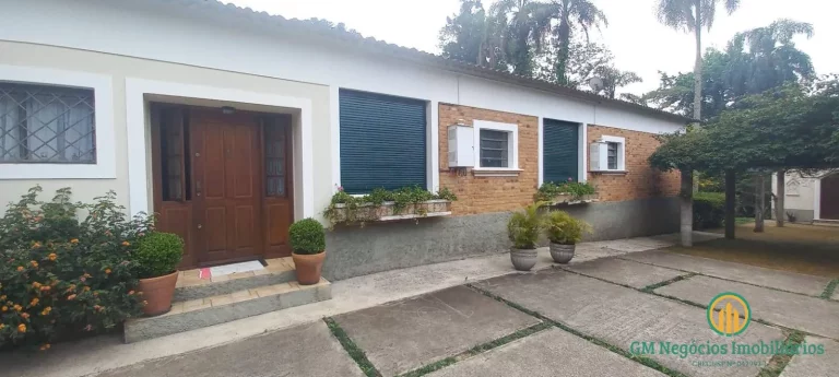 Imagem Casa/chácara em São Roque, 6 qtos, edícula, baias p cavalos, piscina, sauna