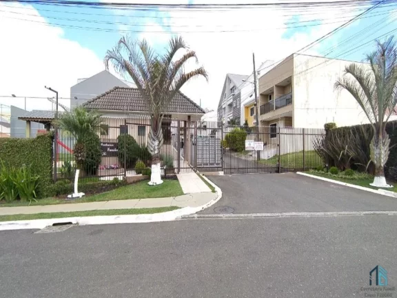 Imagem (PERMUTA) Sobrado a venda 05 quartos sendo 02 suítes em Curitiba PR