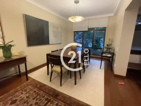 Imagem Campo Belo, 247m², 3 suítes, reformado