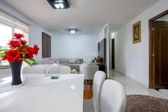 Imagem Reformado com ótima planta na Vl Romana Apartamento amplo, rico em armários, varanda envidraçada,...