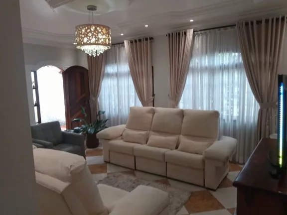Imagem Casa com 4 dormitórios à venda, 230 m² por R$ 1.044.000,00 - Jardim Medina - Poá/SP