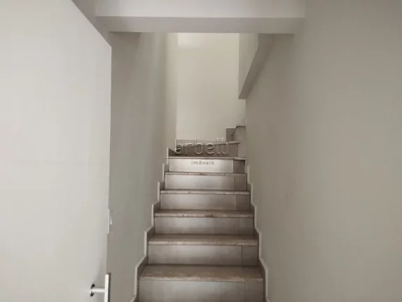 Imagem Sobrado com 100 metros quadrados, 3 dormitórios sendo 1 suíte com sacada, 1 banheiro social, 1 lav...