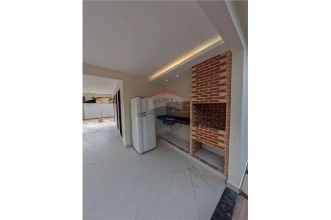 Imagem Casa em terreno Grande. Novinha e Perfeita!!!
