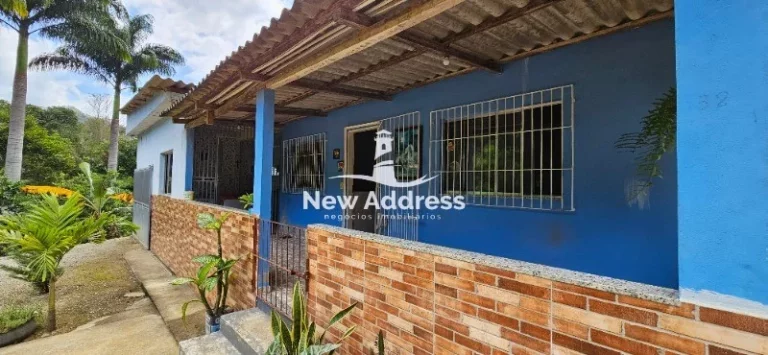 Imagem Sítio com 20.000m² e Casa Charmosa de 140m², 2 Quartos, 2 Tanques de Peixe e Área de Plantação Extensa. Ideal para quem busca tranquilidade e produtividade.