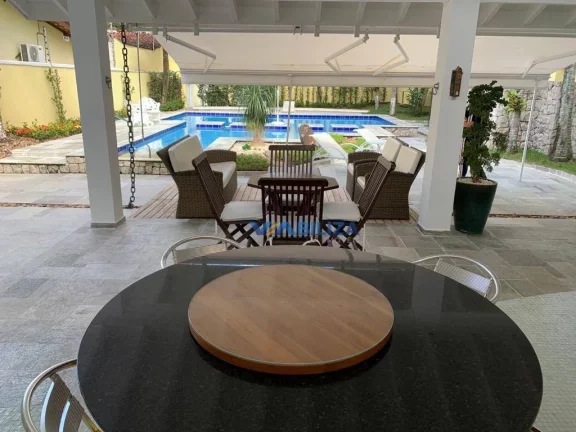 Imagem Sobrado com 6 dormitórios à venda, 600 m² por R$ 2.900.000,00 - Jardim Virginia - Guarujá/SP