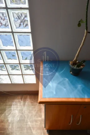 Imagem Casa Comercial à Venda em São Paulo-SP, Bairro Cambuci: 5 Salas, 2 Banheiros, 181m² de Área