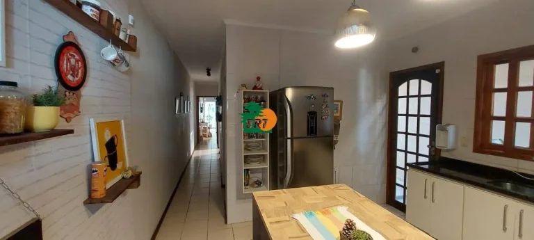 Imagem Casa para Venda em São Roque, Jardim Villaça, 3 dormitórios, 1 suíte, 2 banheiros, 1 vaga