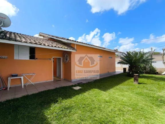Imagem Linda Casa, 4 Dormitórios (3 Suítes), Piscina, Lado Praia, Itanhaém-SP