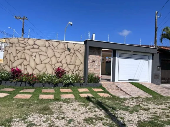 Imagem Casa para Venda em Itanhaém, Jardim Diplomata, 3 dormitórios, 1 suíte, 2 banheiros, 3 vagas
