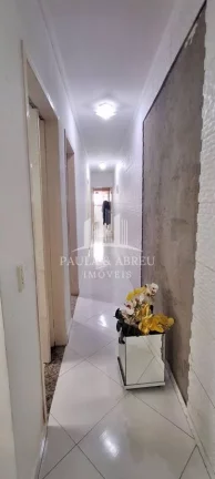 Imagem Assobradado 3 Dormitórios sendo 1 suíte com Sacada, 2 banheiros, 2 vagas, Lavanderia Grande, Área Coberta com Churrasqueira em Mauá no Jardim Zaíra 2