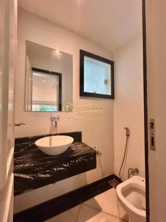 Imagem Casa Espetacular no Santa Marina – 4 Suítes na Barra da Tijuca
