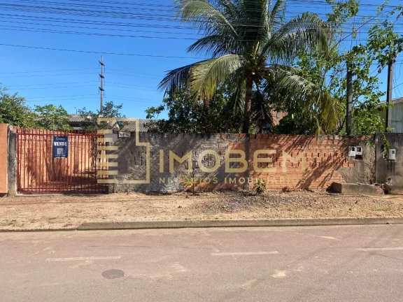Imagem Casa à venda em Sinop-MT, Jardim Maria Carolina: 2 quartos, 1 suíte, 1 sala, 2 banheiros, 3 vagas de garagem, 102m².