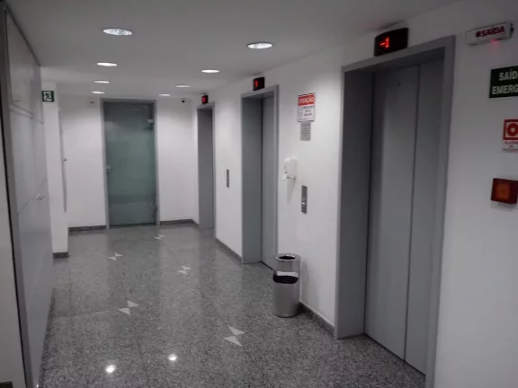 Imagem Sala Comercial Privativa em Coworking - Al. Santos