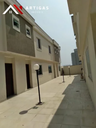 Imagem Casa em Condomínio Fechado á venda na Penha 108 m² 2 dormitórios 2 vagas