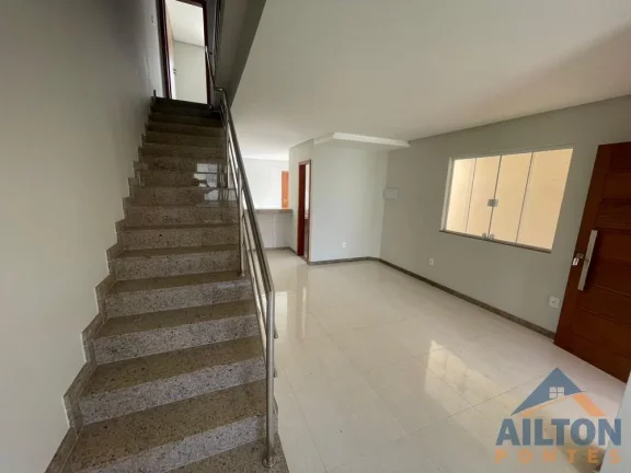 Imagem Casa Duplex com 3 Quartos à Venda em Itapebussu - Guarapari/ES
