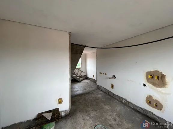 Imagem Cobertura de 149m² à Venda – 3 Quartos, Suíte e Área Gourmet – Patos de Minas