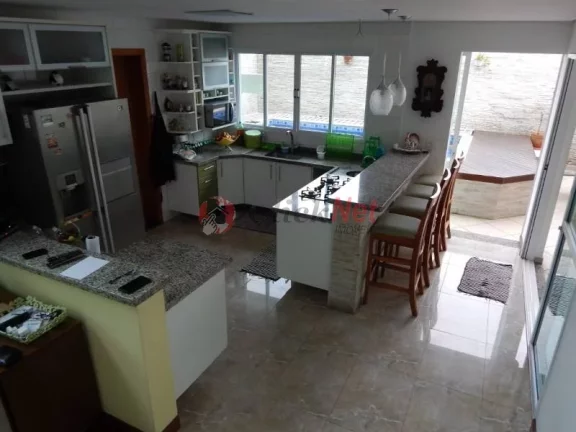 Imagem Belíssimo Sobrado Semi-mobiliado com 450m² para Venda no bairro Demarchi em São Bernardo