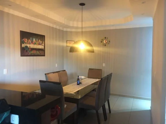 Imagem Sobrado com 3 dormitórios à venda, 180 m² por R$ 830.000,00 - Residencial União - São José dos Campos/SP